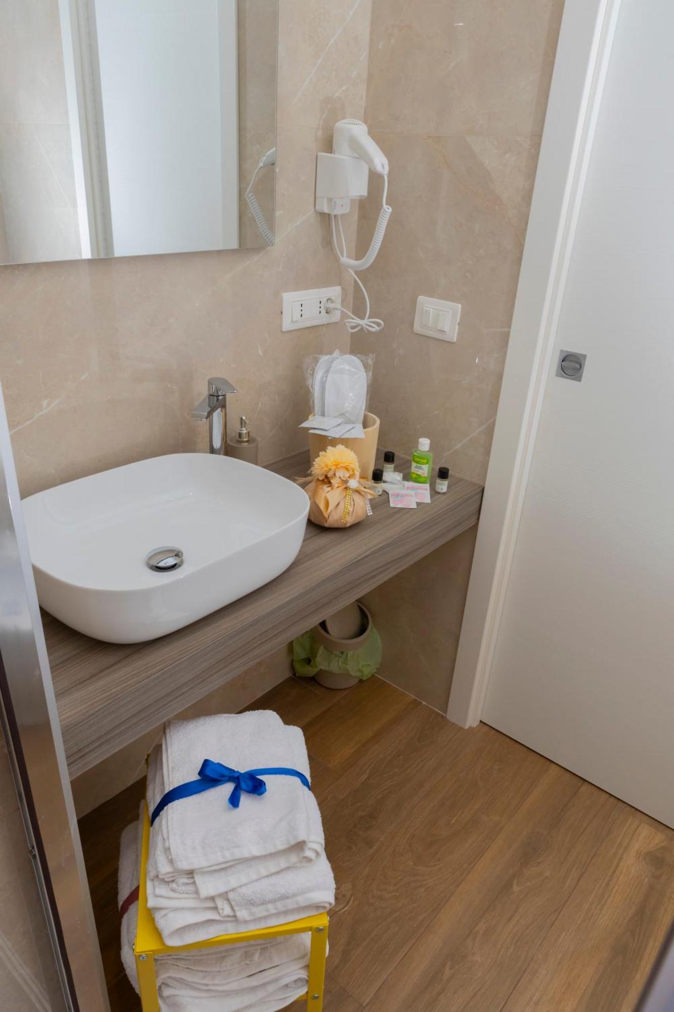 Alleria Rooms Napoli Eksteriør bilde